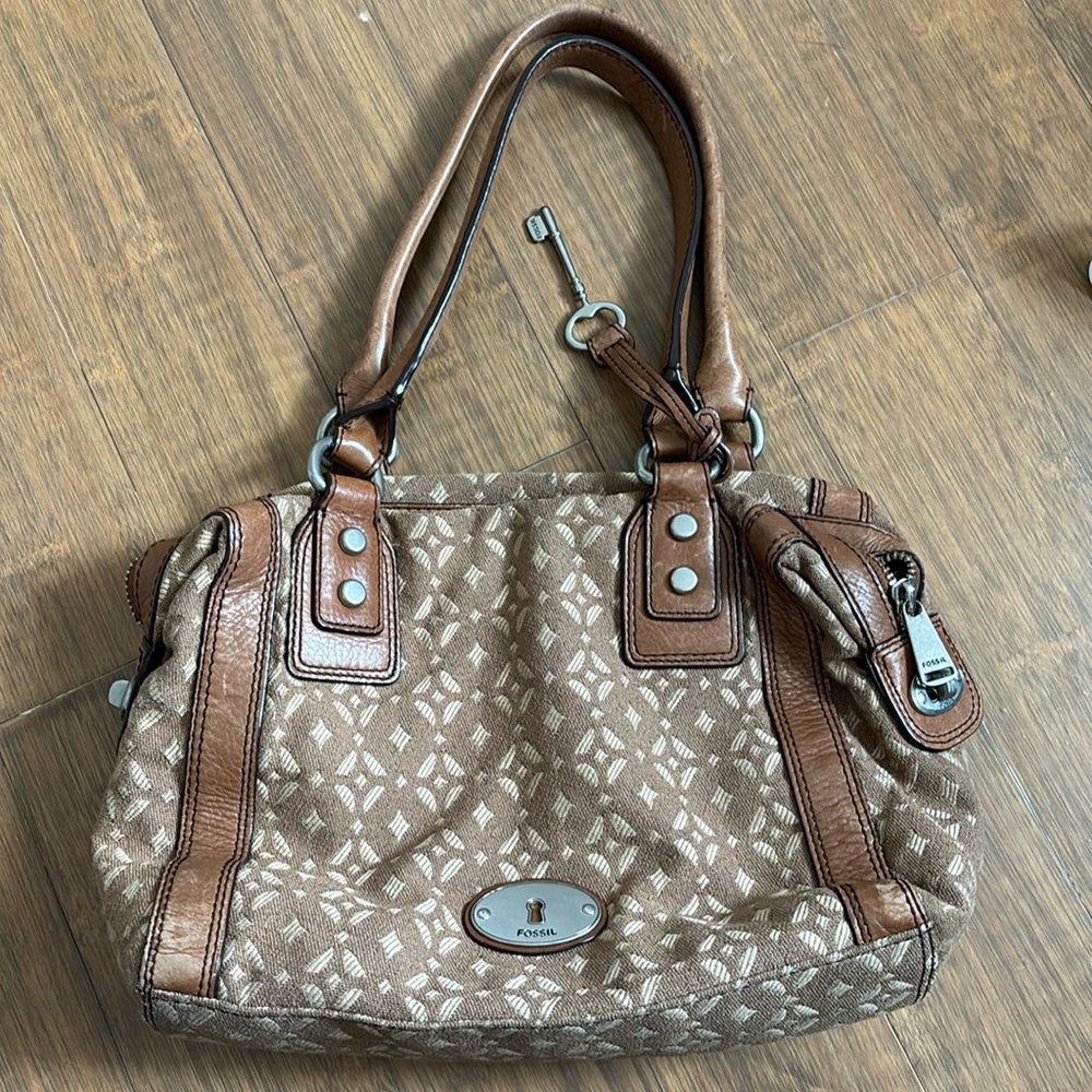 Fossil bag